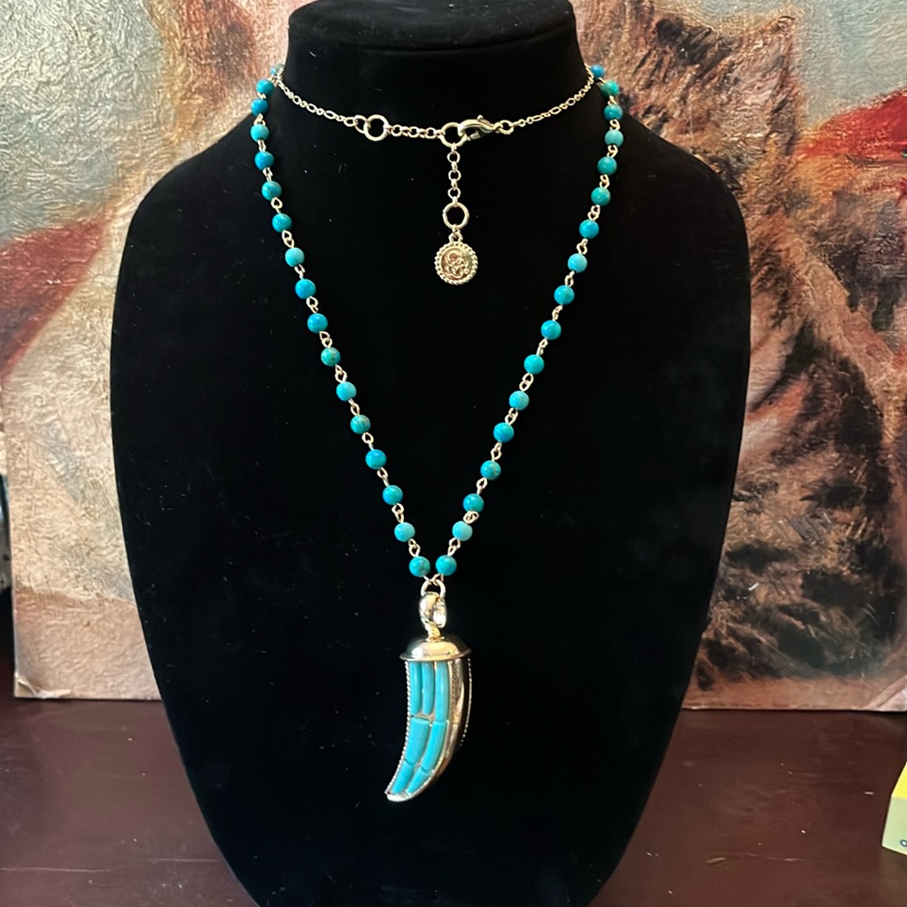 Jessica Simpson Gold Tone Long Necklace Turquoise Tooth 48$